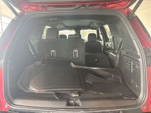 Certified 2024 Chevrolet Traverse RS w/ LPO, Floor Liner Package image 16
