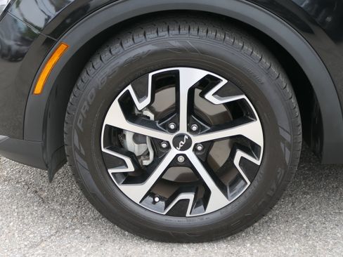 Used 2023 Kia Sportage EX FWD image 10