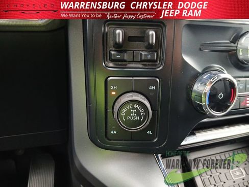 Used 2025 Ford F150 Lariat w/ Equipment Group 502A High AWD/4WD image 26