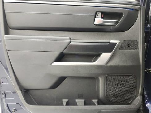 Used 2024 Toyota Tundra Platinum AWD/4WD image 9