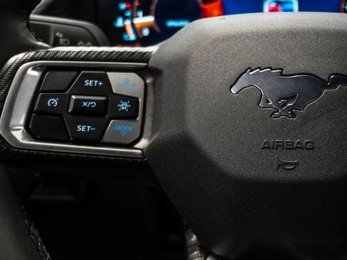 Used 2025 Ford Mustang Coupe RWD image 24