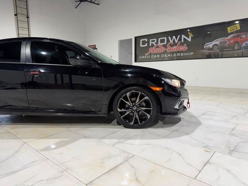 Used 2019 Honda Civic LX image 5