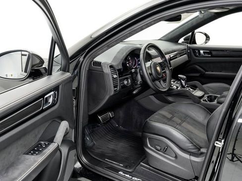 Certified 2023 Porsche Cayenne Turbo GT image 7