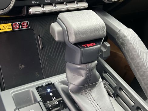 New 2025 Toyota Tacoma TRD Off-Road image 17