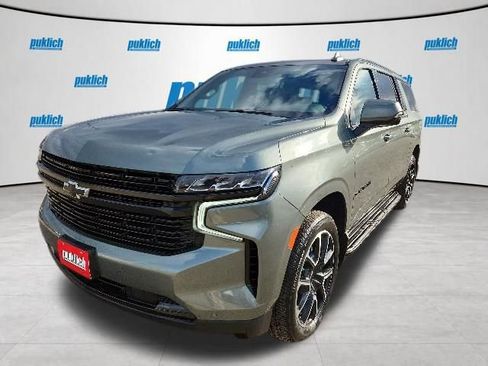 Certified 2024 Chevrolet Suburban RST w/ Luxury Package AWD/4WD image 3