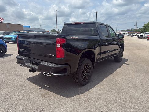 New 2026 Chevrolet Silverado 1500 Custom Trail Boss AWD/4WD image 6