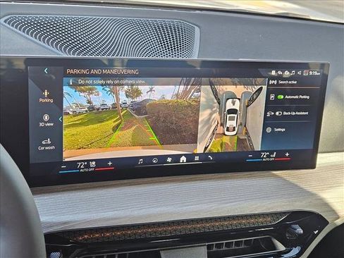 Used 2025 BMW 330i Sedan w/ Convenience Package image 12