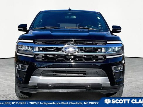 Used 2024 Ford Expedition Limited image 2