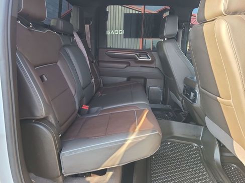 Used 2024 GMC Sierra 2500 Denali w/ Denali Reserve Package image 46