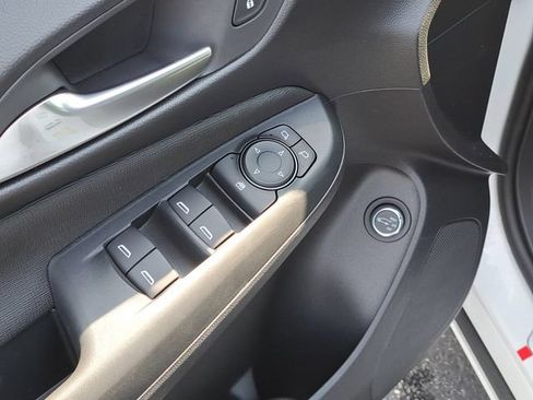 New 2026 Buick Envista Sport Touring FWD image 24
