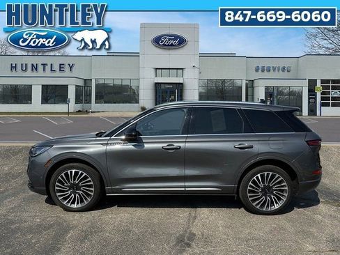 Used 2022 Lincoln Corsair Reserve w/ Equipment Group 201A image 7