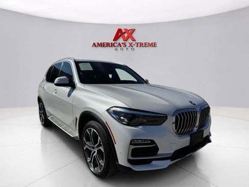 Used 2020 BMW X5 xDrive50i w/ Premium Package AWD/4WD image 9