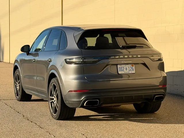 Used 2020 Porsche Cayenne AWD/4WD image 10