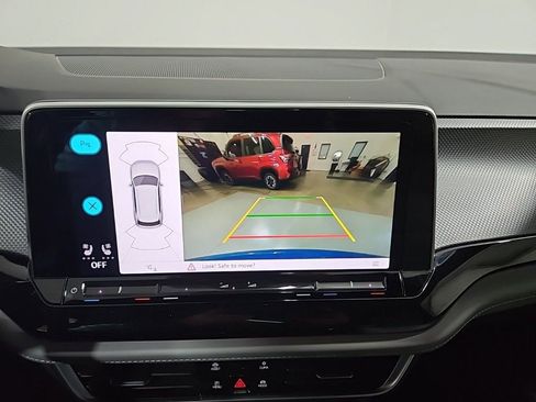 New 2025 Volkswagen Atlas Cross Sport SEL image 20