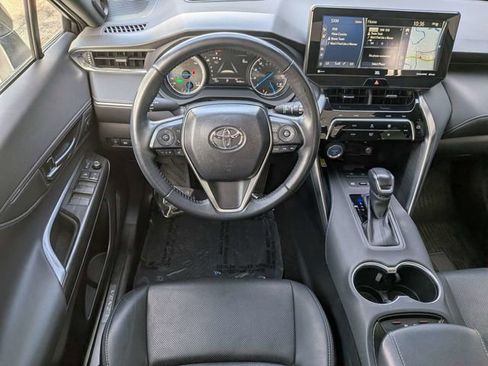 Used 2021 Toyota Venza Limited w/ Advanced Technology Package image 15