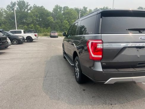 Used 2019 Ford Expedition Max XLT w/ Equipment Group 202A RWD image 5