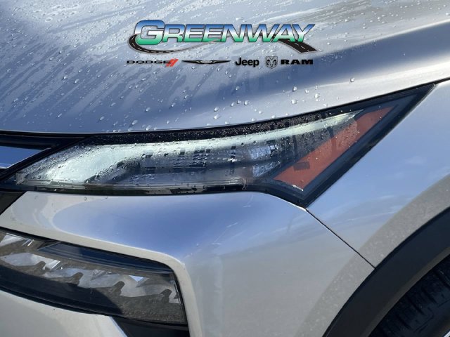 Used 2024 Nissan Rogue SV AWD/4WD image 31