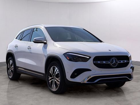 New 2026 Mercedes-Benz GLA 250 4MATIC image 3