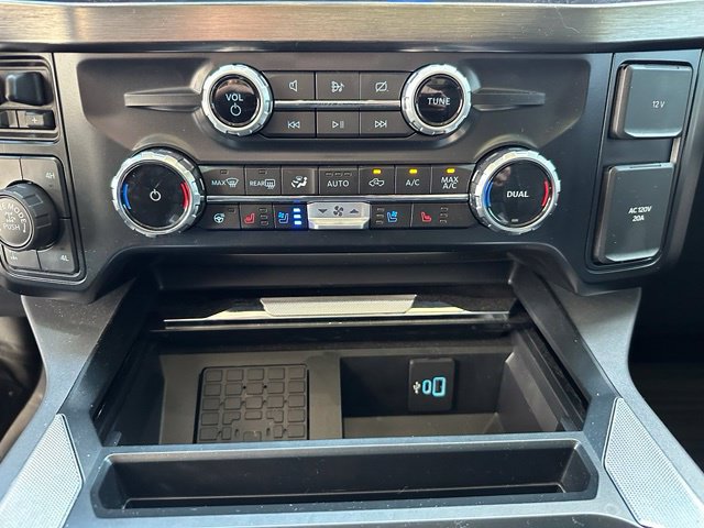 Used 2024 Ford F250 Lariat w/ Lariat Ultimate Package AWD/4WD image 21