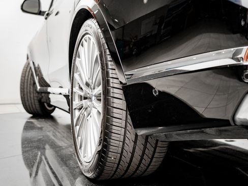 Used 2024 BMW X7 xDrive40i image 44