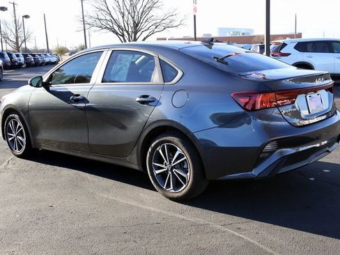 Used 2024 Kia Forte LXS w/ LXS Technology Package image 12