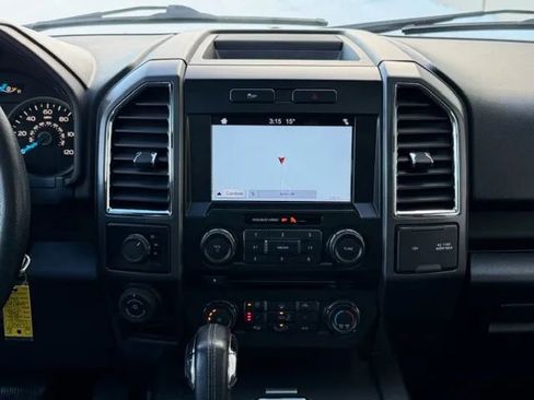 Used 2016 Ford F150 XLT w/ Equipment Group 302A Luxury image 19