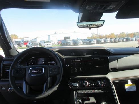 New 2026 GMC Sierra 1500 AT4 w/ AT4 Premium Package image 17