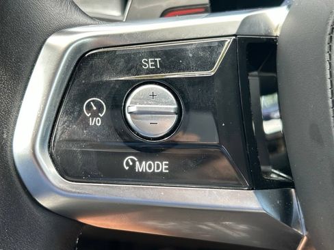 Used 2025 BMW 740i RWD image 26
