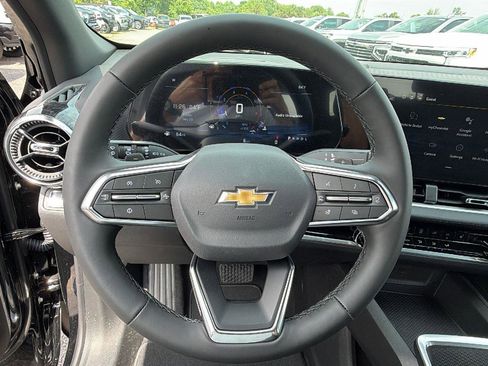 New 2026 Chevrolet Equinox LT FWD image 18