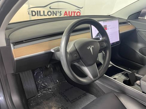 Used 2018 Tesla Model 3 Long Range image 18