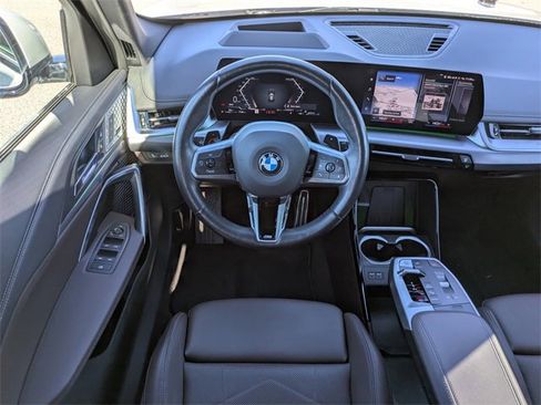 Used 2023 BMW X1 xDrive28i w/ Premium Package image 16