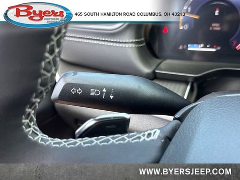 New 2025 Jeep Grand Cherokee L Laredo w/ Luxury Tech Group I image 17