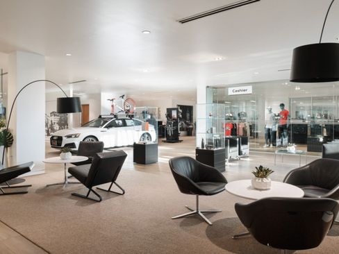 Used 2023 Audi Q5 2.0T Premium w/ Convenience Package AWD/4WD image 32