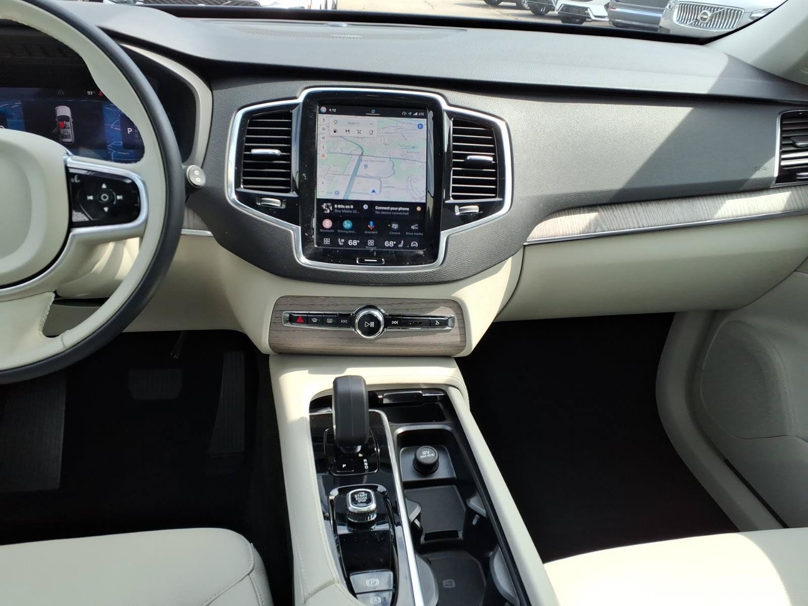 Certified 2024 Volvo XC90 B5 Plus AWD/4WD image 15