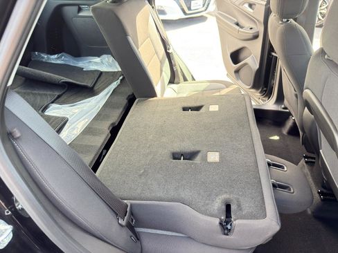 Used 2021 Chevrolet TrailBlazer LS FWD image 36