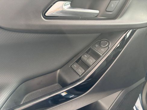 Used 2025 Chevrolet Equinox LT image 21