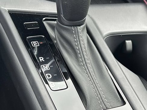 New 2026 Nissan Sentra SV w/ SV Convenience Package FWD image 32