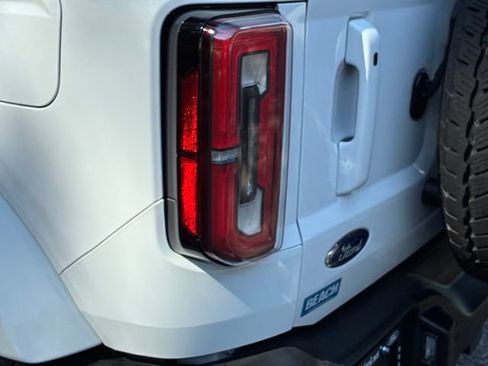 Used 2024 Ford Bronco Outer Banks AWD/4WD image 13