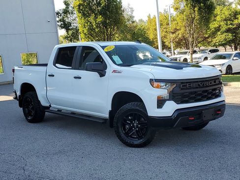 Used 2025 Chevrolet Silverado 1500 Custom Trail Boss AWD/4WD image 36