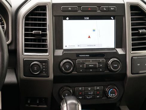 Used 2019 Ford F150 Raptor w/ Equipment Group 801A Mid image 21