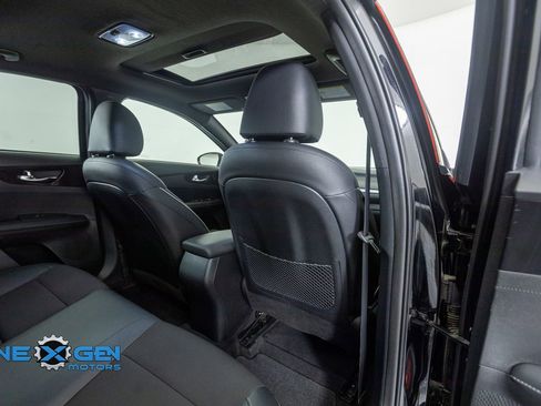 Used 2024 Kia Forte GT-Line w/ GT-Line Premium Package FWD image 34