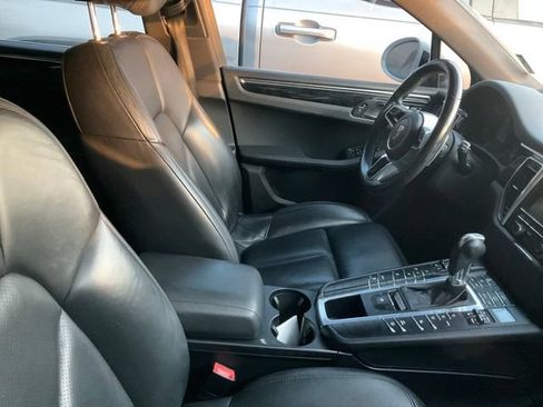 Used 2016 Porsche Macan S AWD/4WD image 4