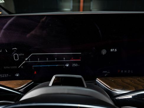 Used 2025 Cadillac Escalade ESV Sport Platinum image 20