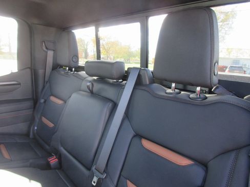 New 2026 GMC Sierra 1500 AT4 w/ AT4 Premium Package image 15