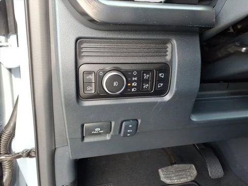 New 2026 Ford F250 Lariat w/ Black Appearance Package image 14