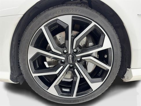 Used 2015 Mercedes-Benz SL 550 image 45