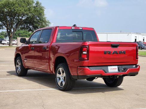 New 2026 RAM 1500 Express RWD image 4