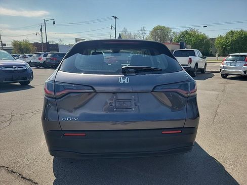 Used 2023 Honda HR-V LX image 4