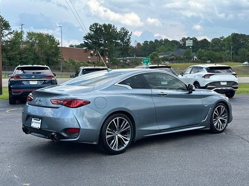 Used 2018 INFINITI Q60 3.0t Luxe w/ Sensory Package 3.0T Luxe RWD image 5