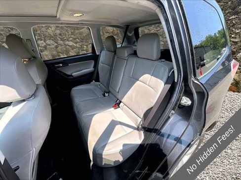 Used 2015 Subaru Forester 2.5i Limited AWD/4WD image 19